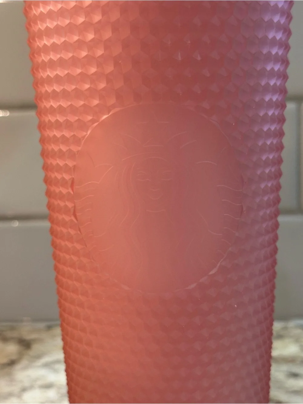 💗Starbucks 2022 Limited Valentine’s Soft‑Touch Pink Studded Venti Tumbler 24oz